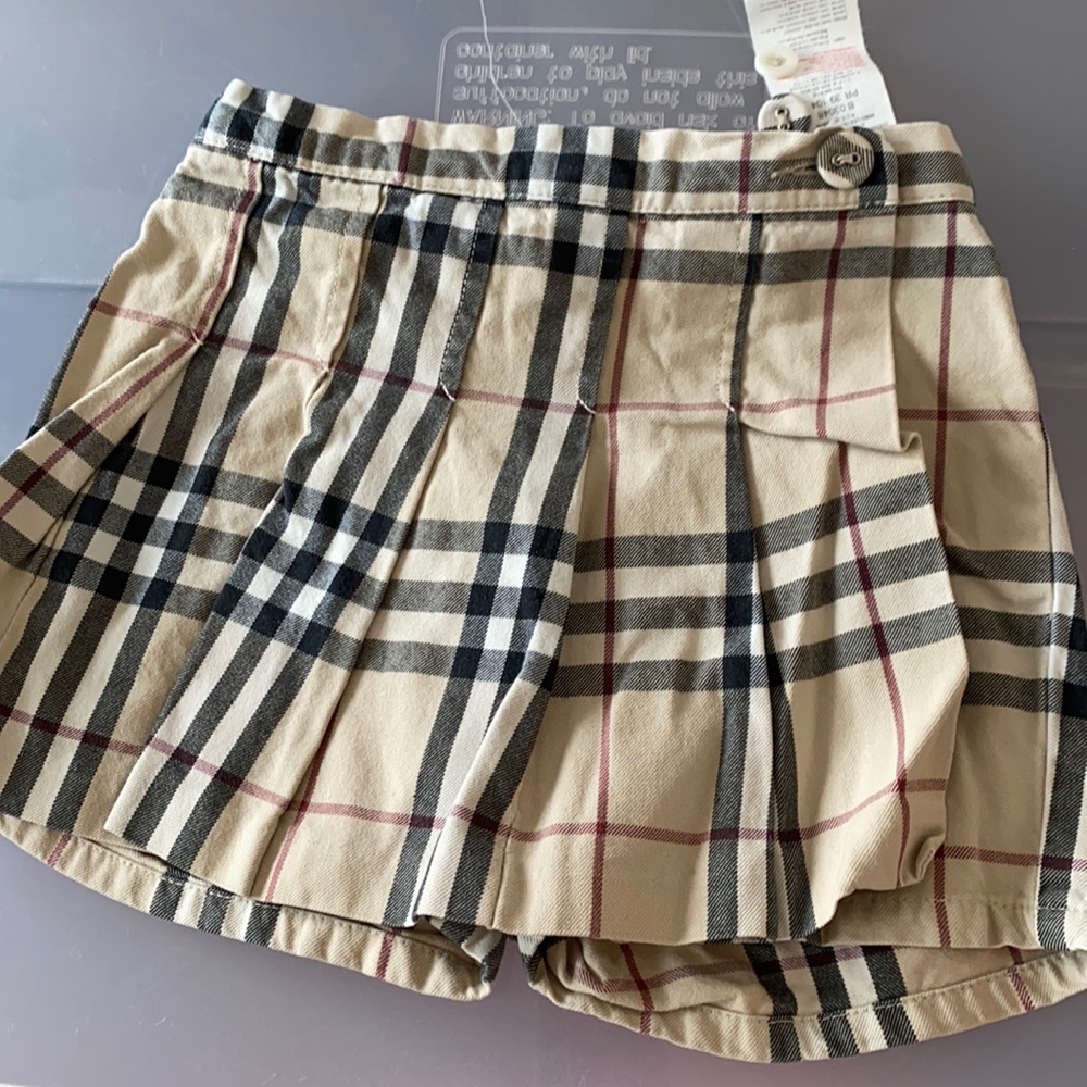 Burberry baby Skirt-shorts size 12 months
